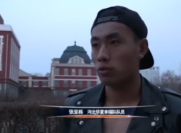 于一伟表情瞬间呆滞，叶辰说的没错，刚才这二十多只巨型血蚊，携带的毒液容量怕是至少超了十倍以上。
